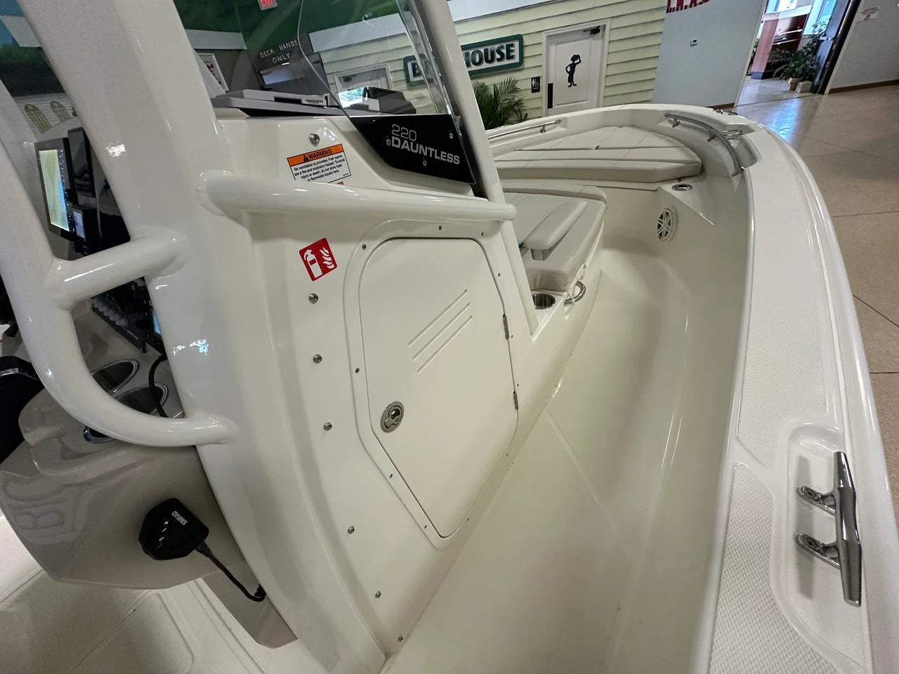 2026 Boston Whaler 220 Dauntless 22.0 feet, Clearwater, Florida #9