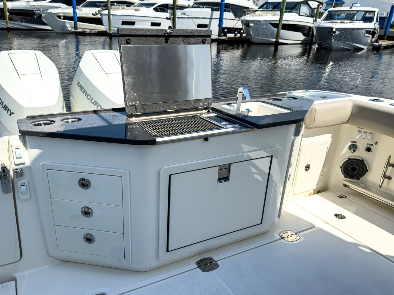 2026 Boston Whaler 365 Conquest 36.0 feet, Clearwater, Florida #5