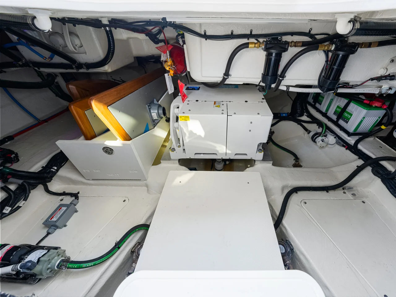 2026 Sea Ray Sundancer 370 Outboard 37.0 feet, Clearwater, Florida #88