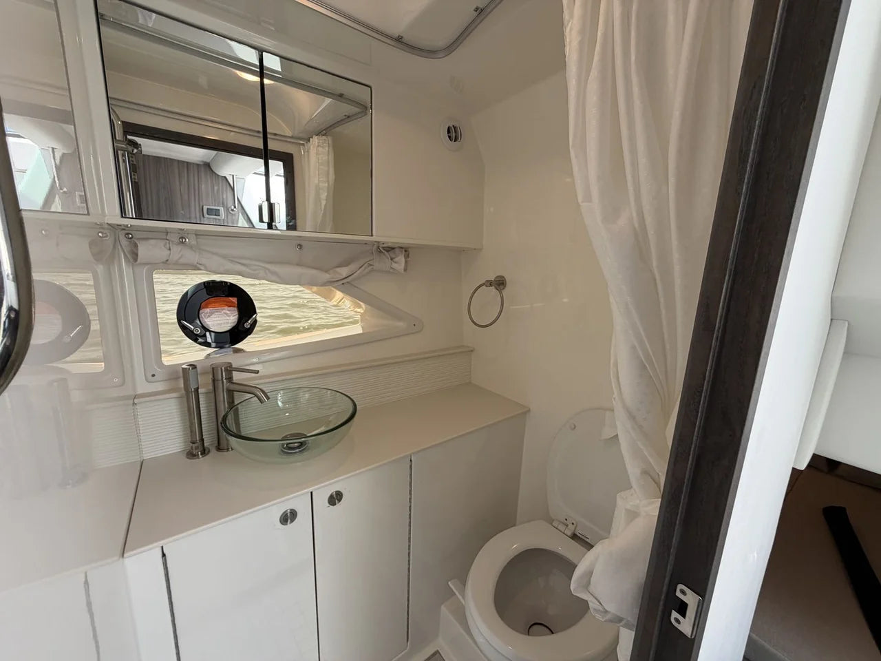 2026 Sea Ray Sundancer 320 Outboard 32.0 feet, Clearwater, Florida #63