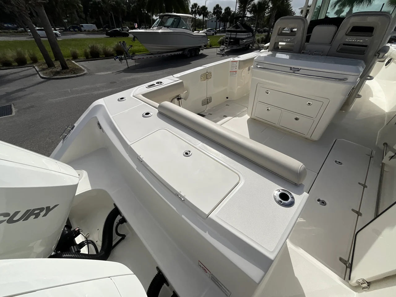 2026 Boston Whaler 330 Outrage 33.0 feet, Clearwater, Florida #10