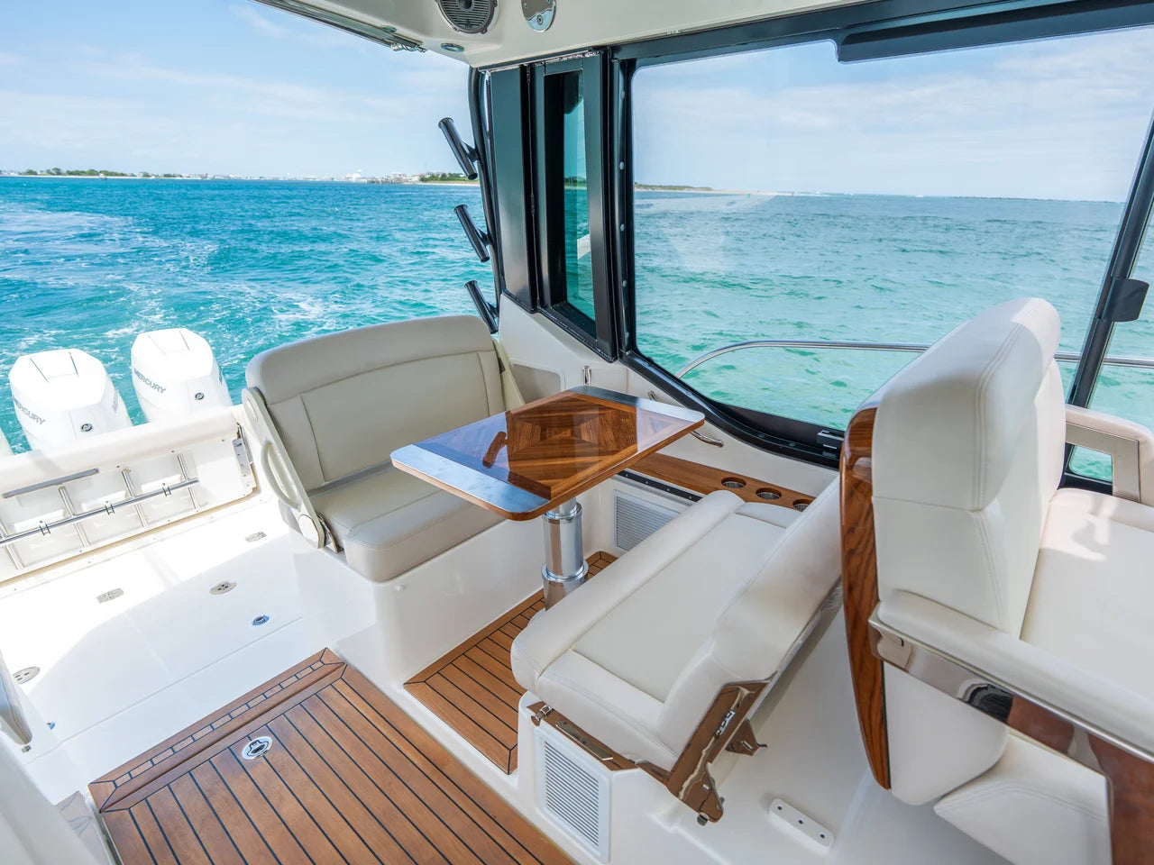 2026 Boston Whaler 405 Conquest 40.0 feet, Clearwater, Florida #12