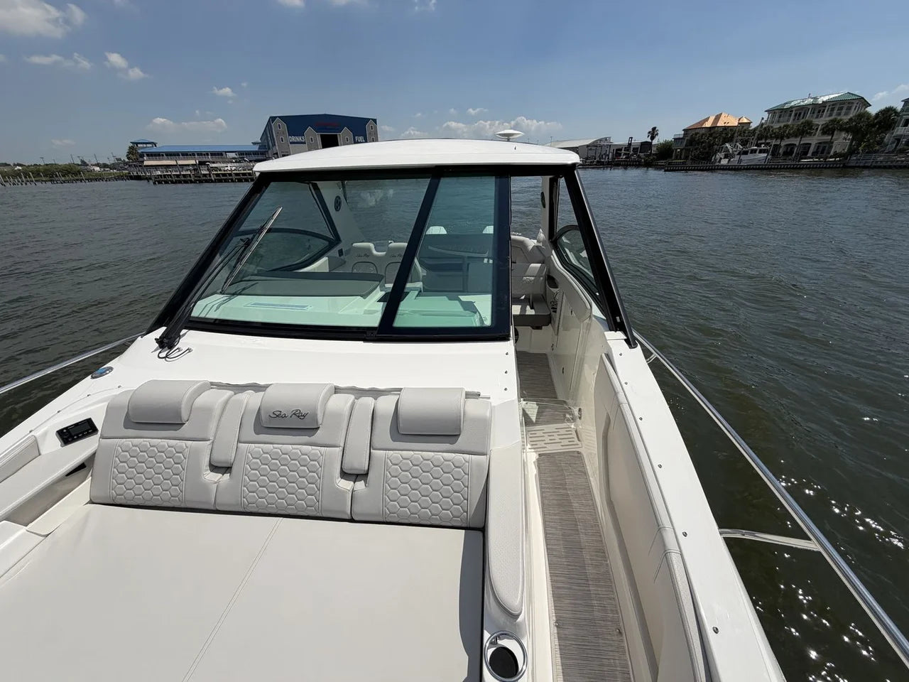 2026 Sea Ray Sundancer 320 Outboard 32.0 feet, Clearwater, Florida #37
