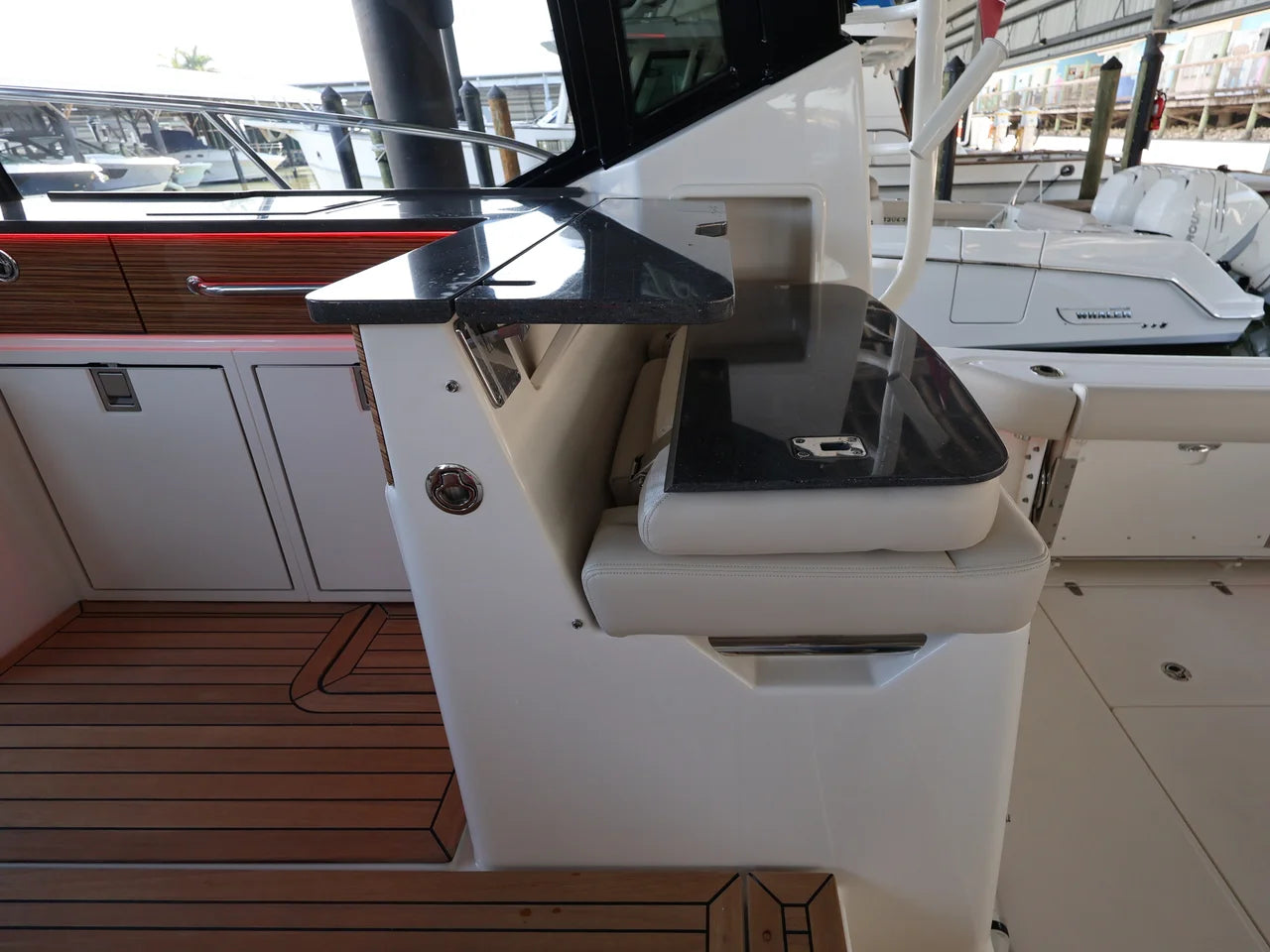 2026 Boston Whaler 405 Conquest 40.0 feet, Clearwater, Florida #37