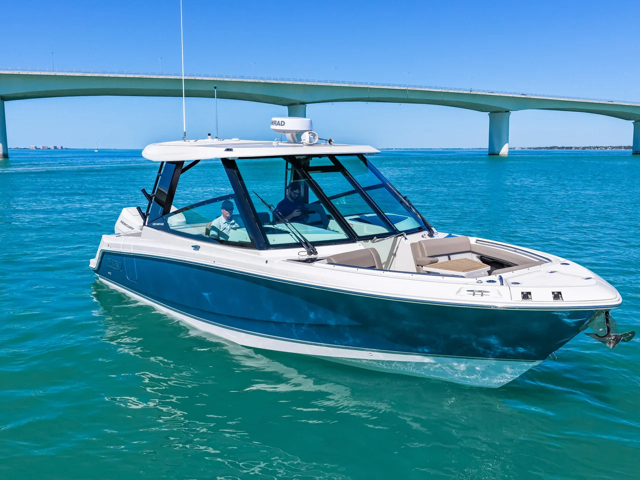 2026 Boston Whaler 330 Vantage 33.0 feet, Clearwater, Florida #11