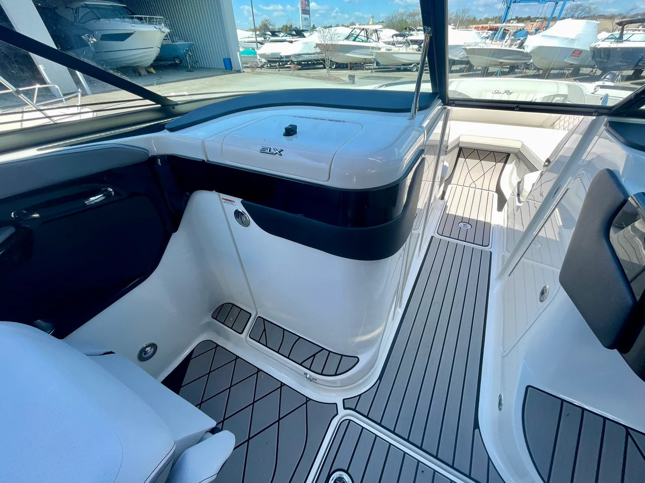 2026 Sea Ray SLX 260 Outboard 26.0 feet, Clearwater, Florida #11