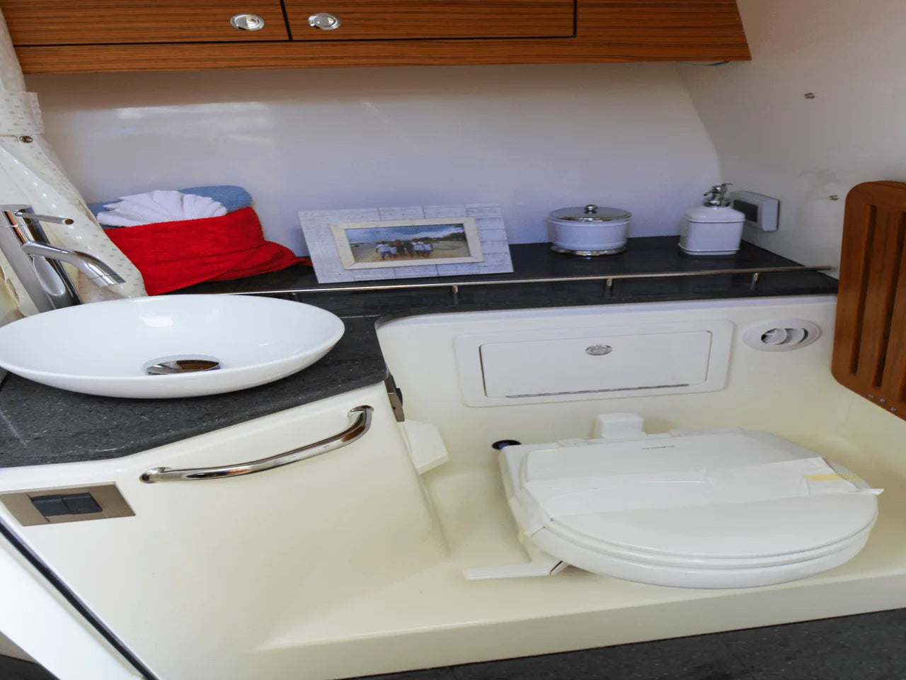 2026 Boston Whaler 380 Realm 38.0 feet, Clearwater, Florida #126