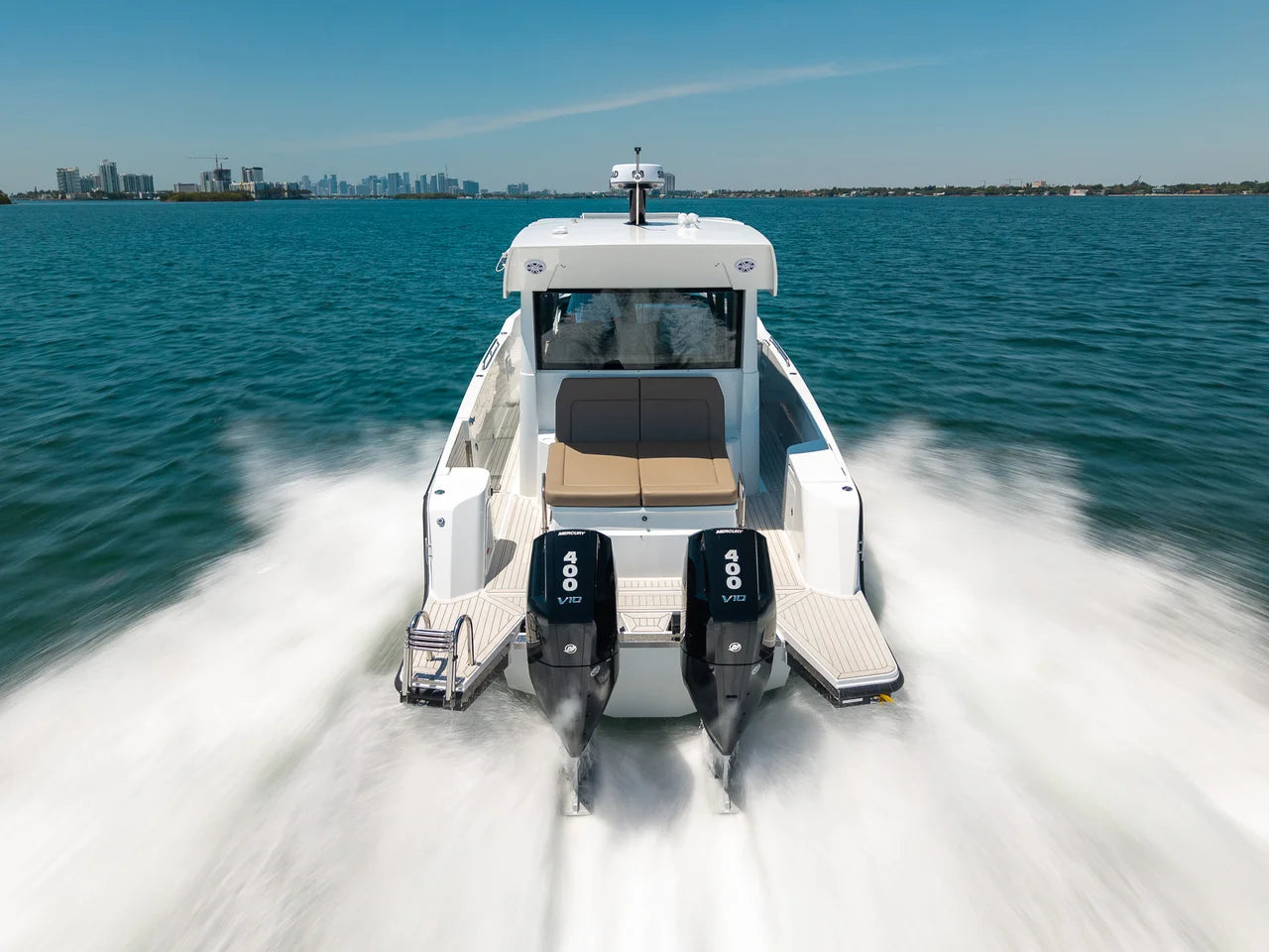 2026 Cruisers Yachts 38 VTR EC 38.0 feet, Clearwater, Florida #3