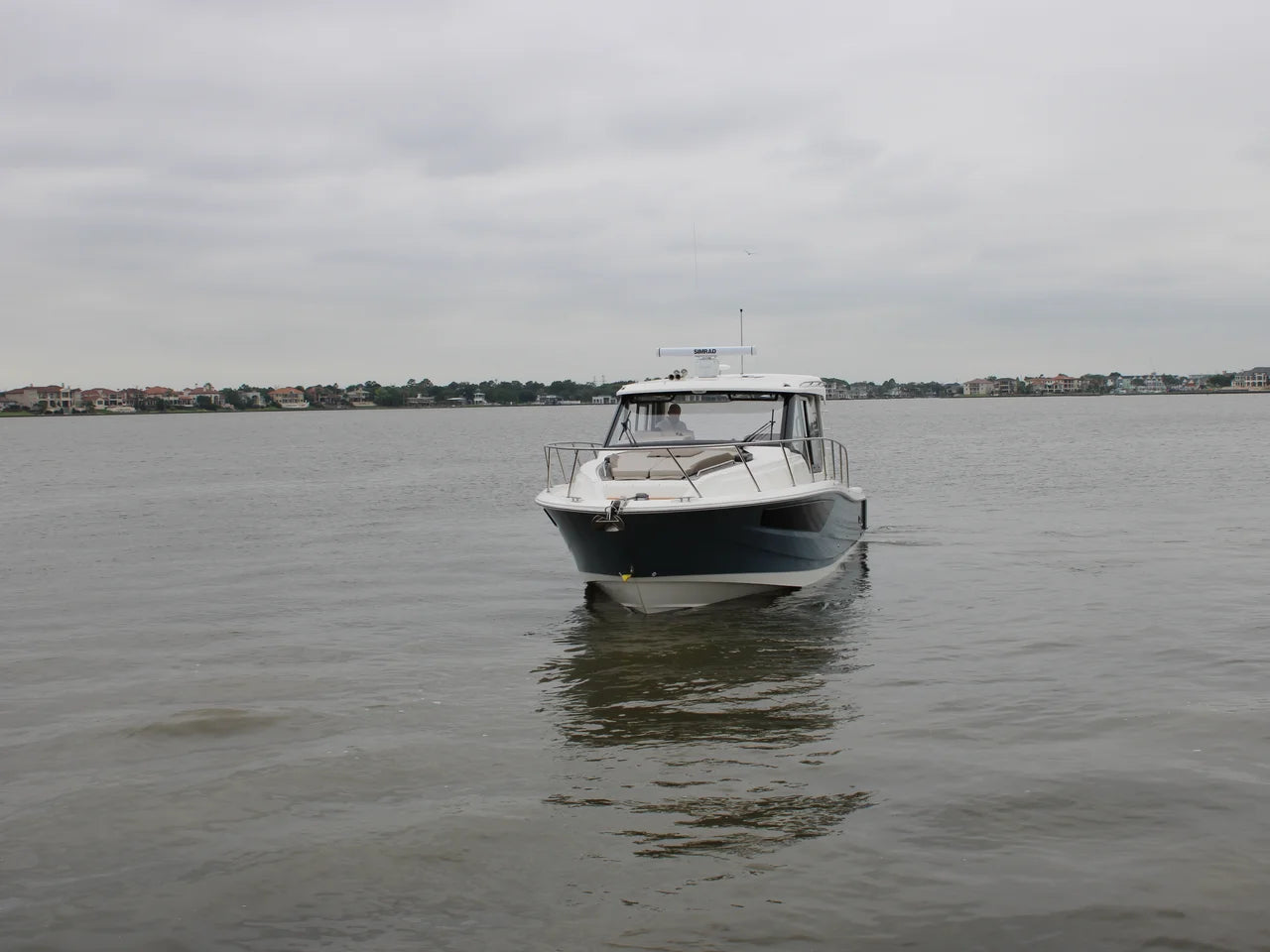2025 Boston Whaler 365 Conquest 36.0 feet, Clearwater, Florida #17