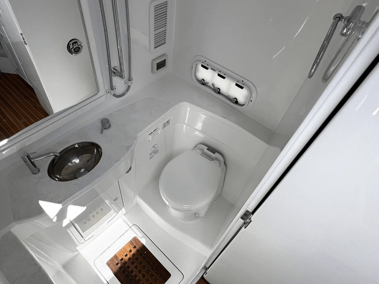 2025 Intrepid 41 Panacea 41.0 feet, Clearwater, Florida #24