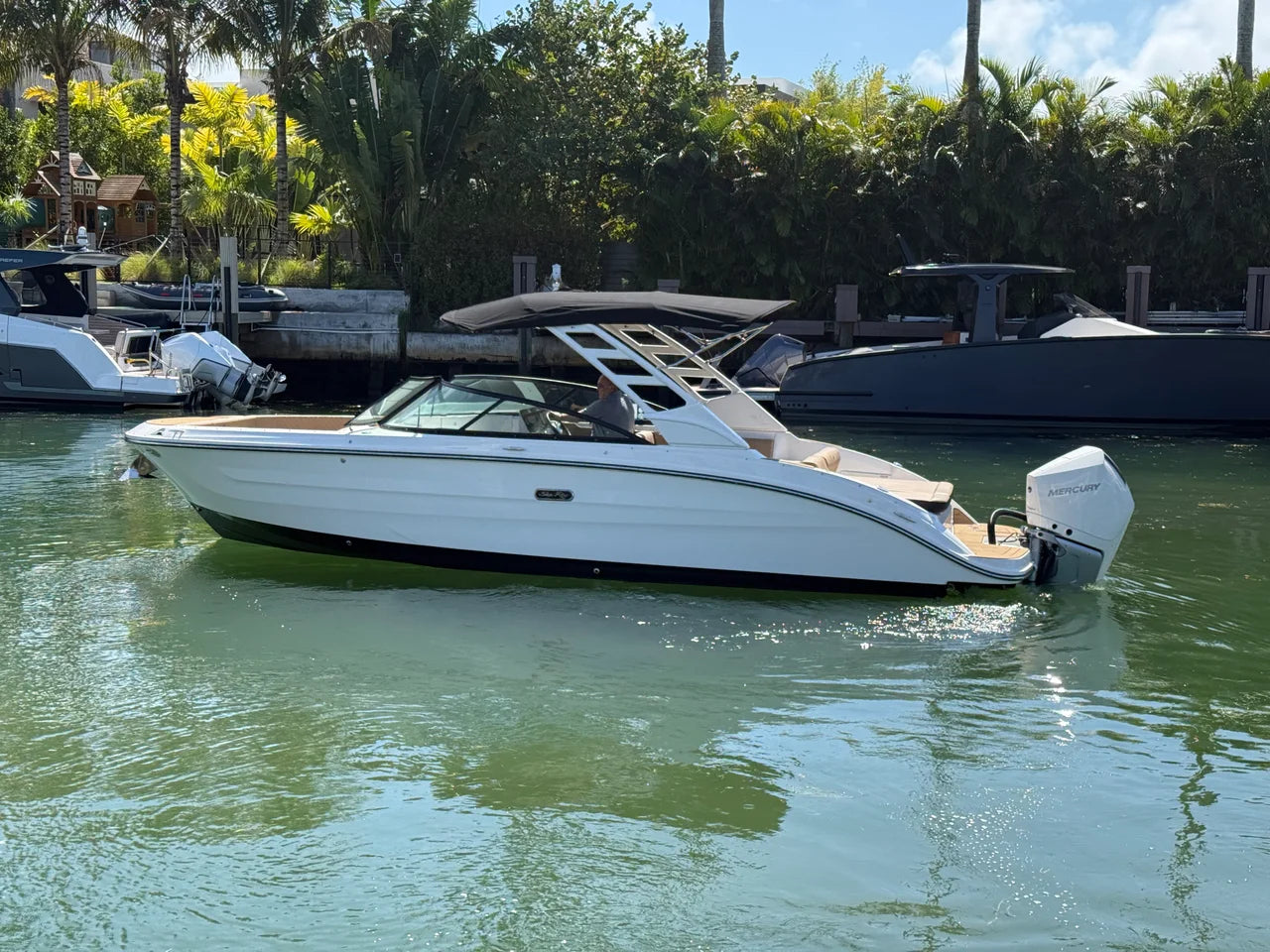 2026 Sea Ray SDX 270 Outboard 27.0 feet, Clearwater, Florida #1