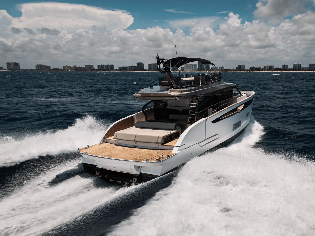 2025 Azimut Seadeck 6 60.0 feet, Clearwater, Florida #5