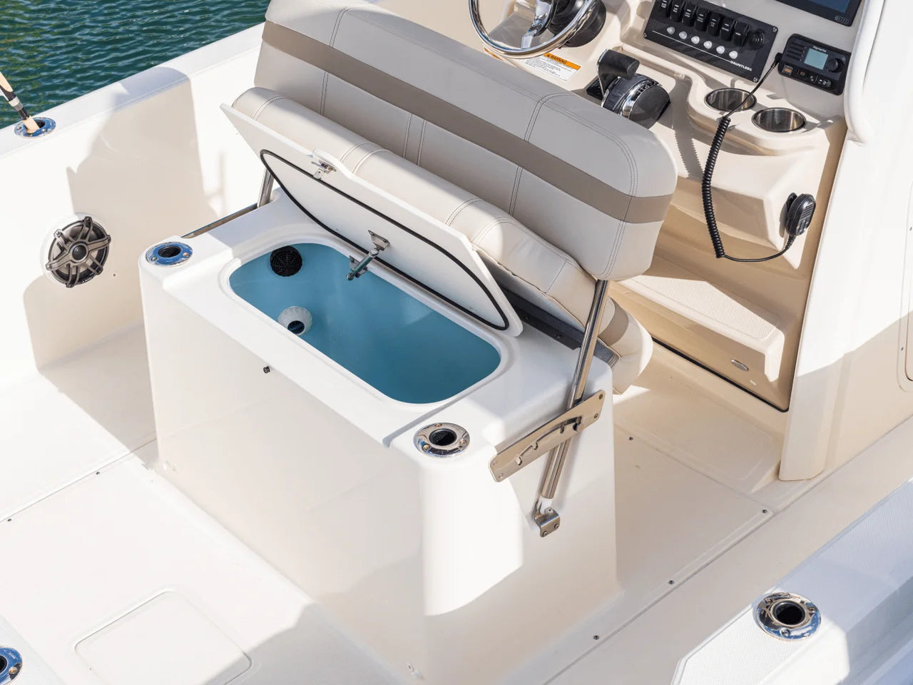 2026 Boston Whaler 220 Dauntless 22.0 feet, Clearwater, Florida #41