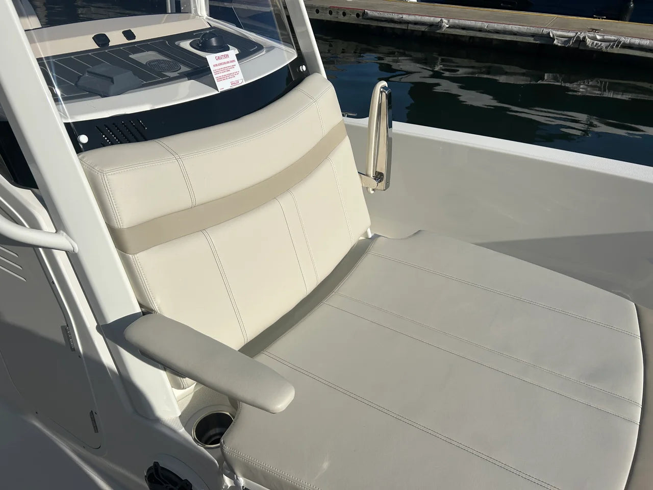 2026 Boston Whaler 250 Dauntless 25.0 feet, Clearwater, Florida #18