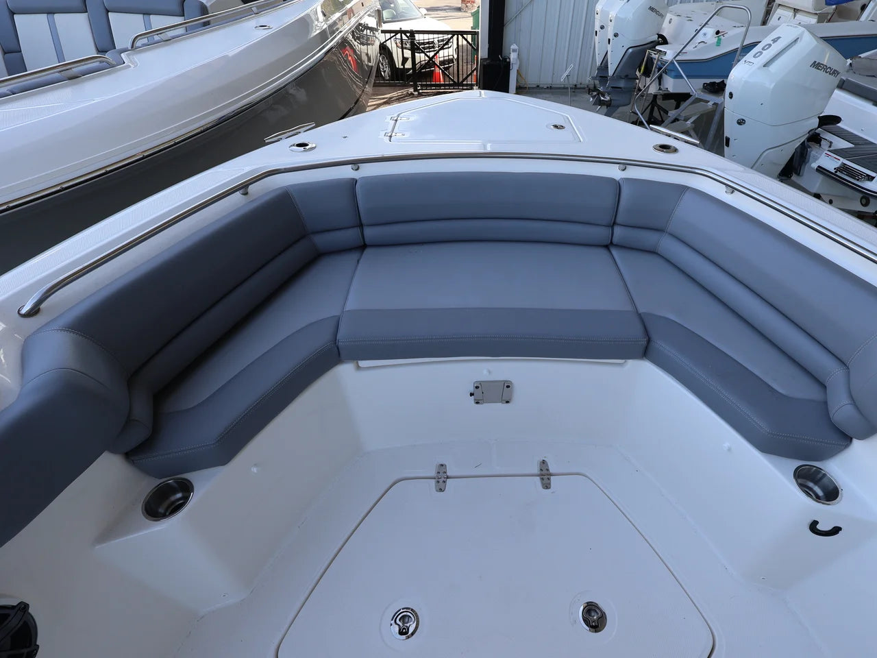 2026 Boston Whaler 330 Outrage 33.0 feet, Clearwater, Florida #26