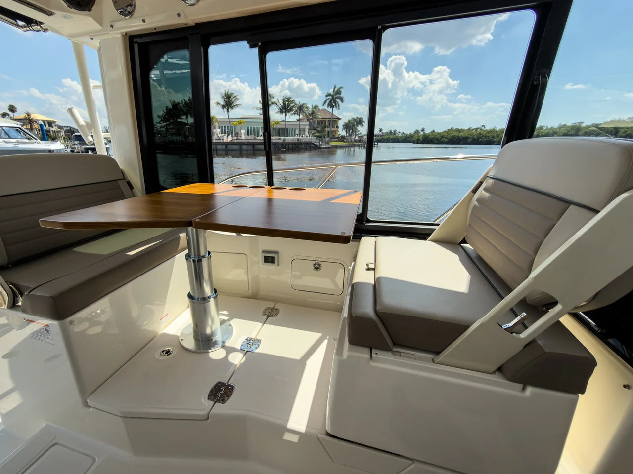 2026 Boston Whaler 365 Conquest 36.0 feet, Clearwater, Florida #14