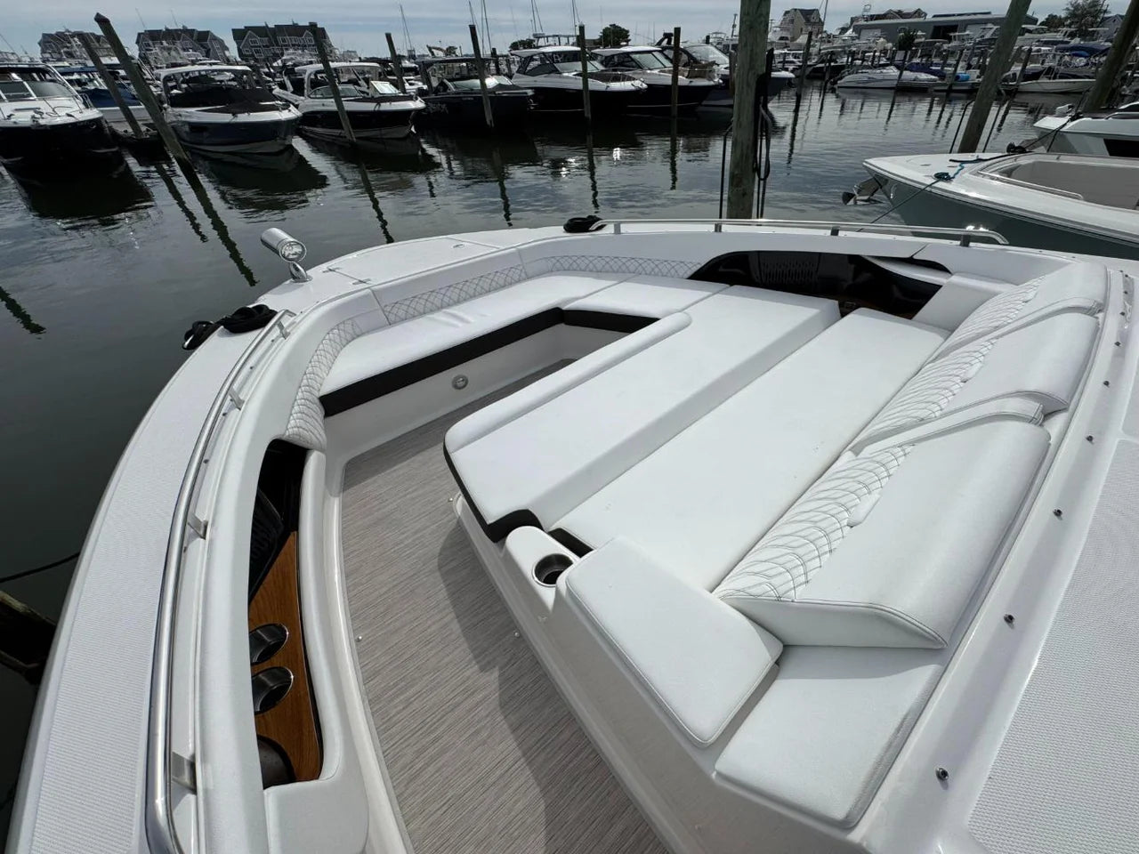 2026 Sea Ray Sundancer 370 Outboard 37.0 feet, Clearwater, Florida #63