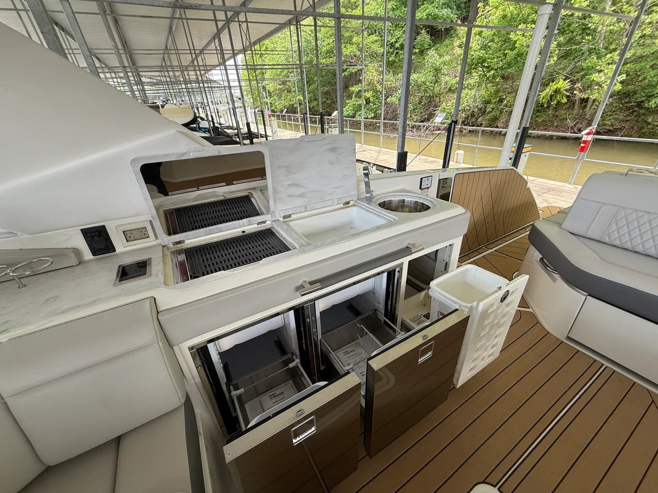 2026 Sea Ray SLX 400 Outboard 40.0 feet, Clearwater, Florida #16