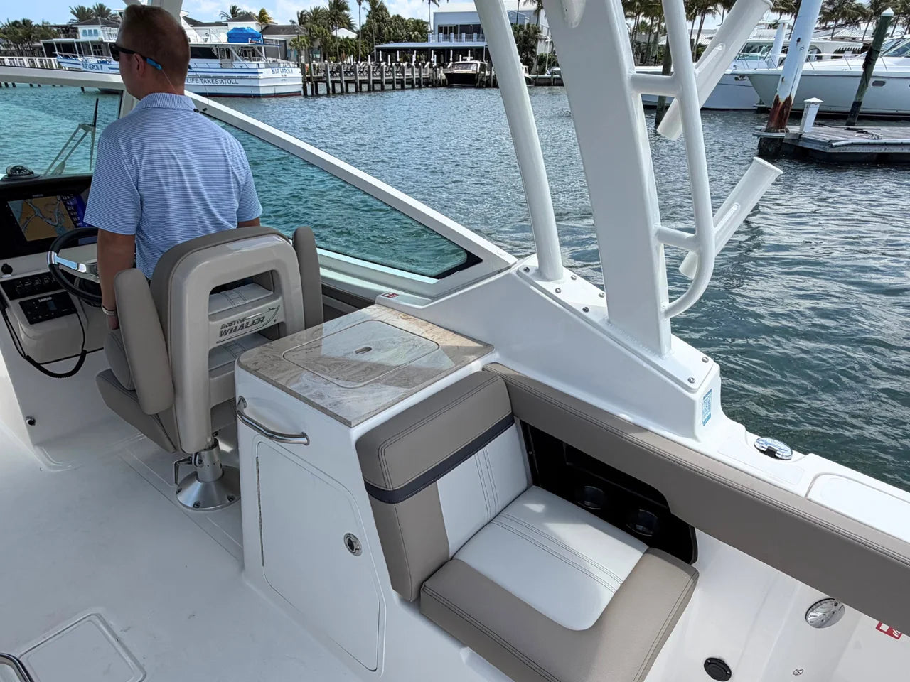 2026 Boston Whaler 280 Vantage 28.0 feet, Clearwater, Florida #23
