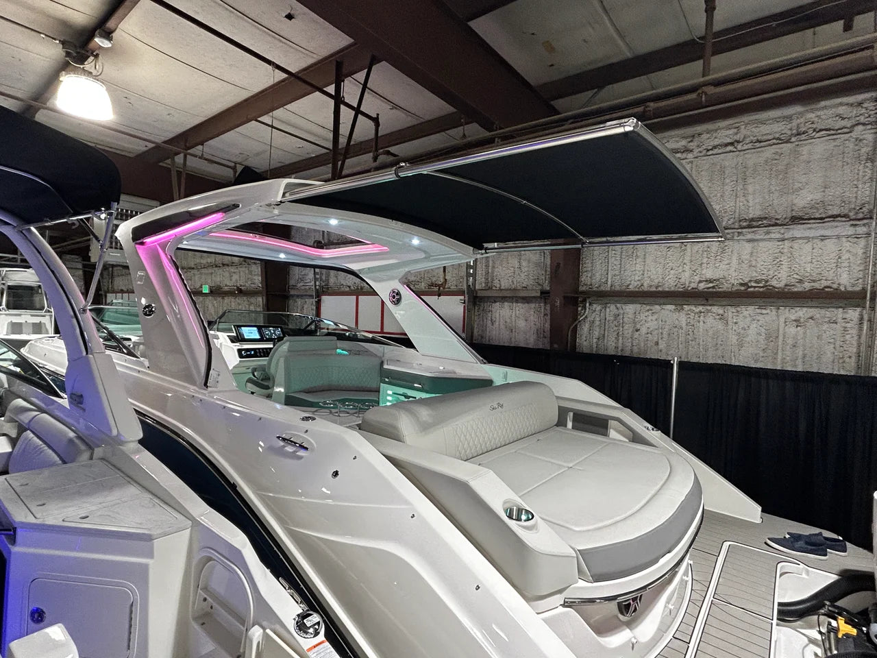 2026 Sea Ray SLX 310 Outboard 31.0 feet, Clearwater, Florida #11