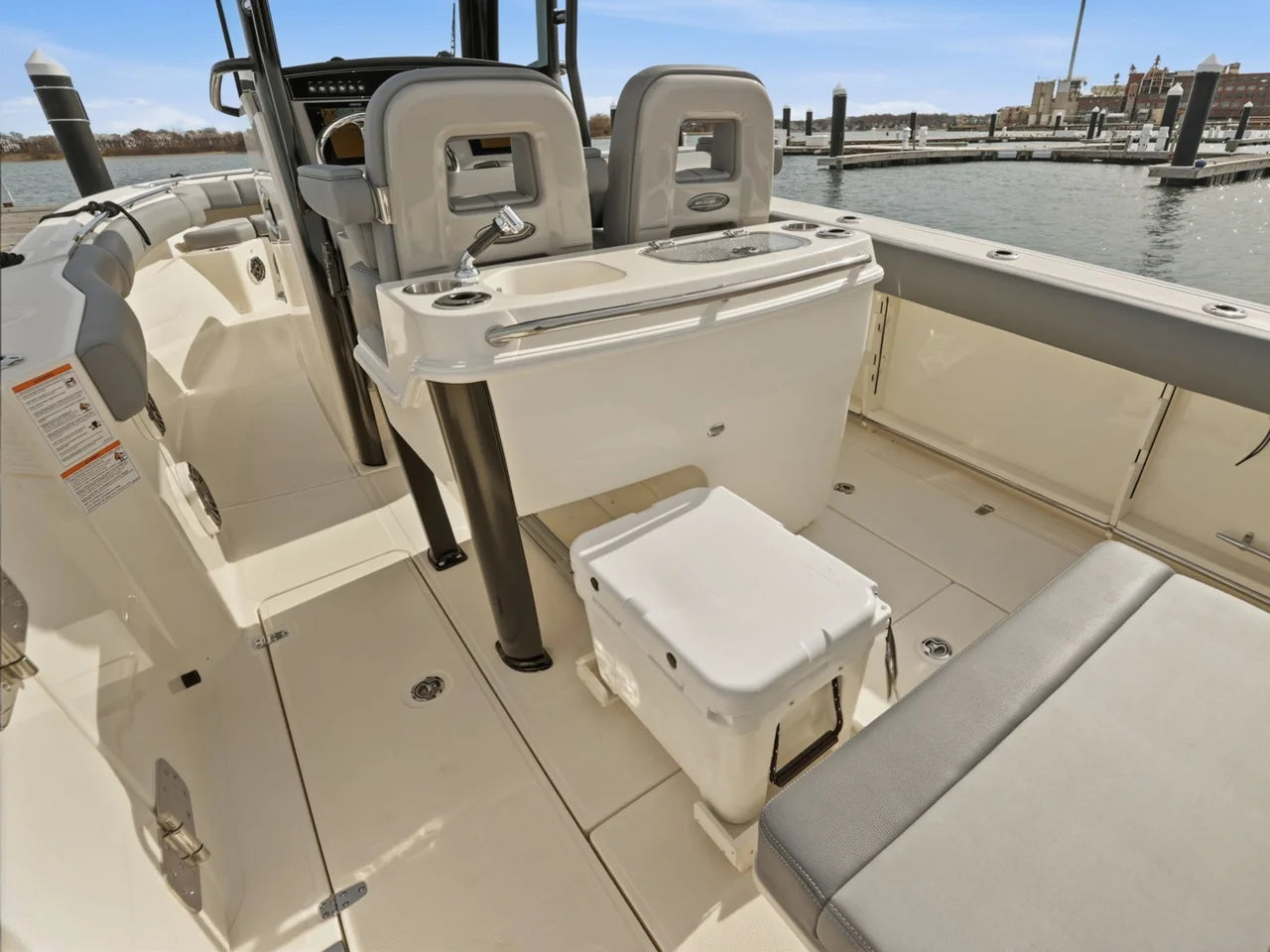 2026 Boston Whaler 280 Outrage 28.0 feet, Clearwater, Florida #7
