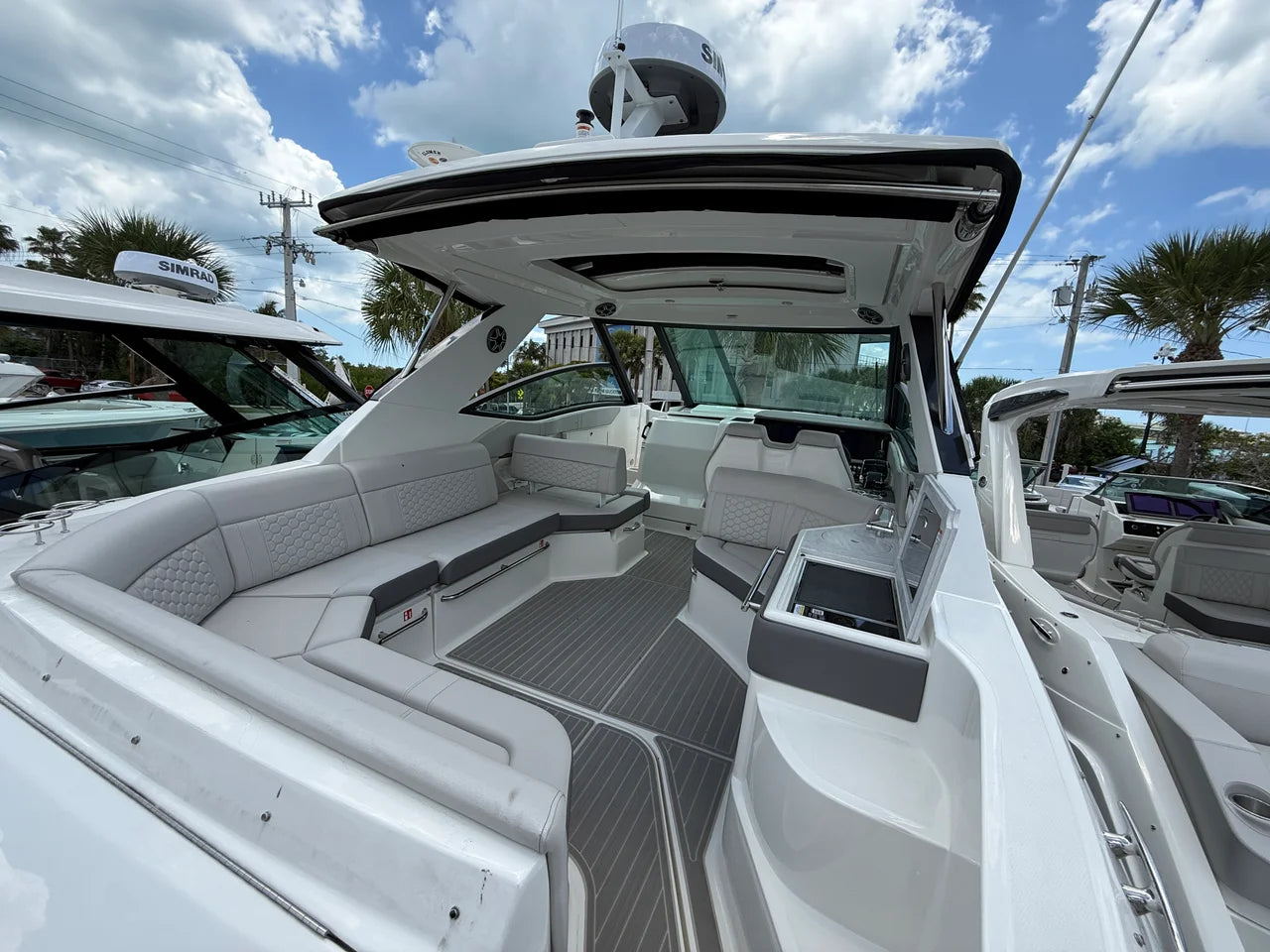 2026 Sea Ray Sundancer 320 Outboard 32.0 feet, Clearwater, Florida #42