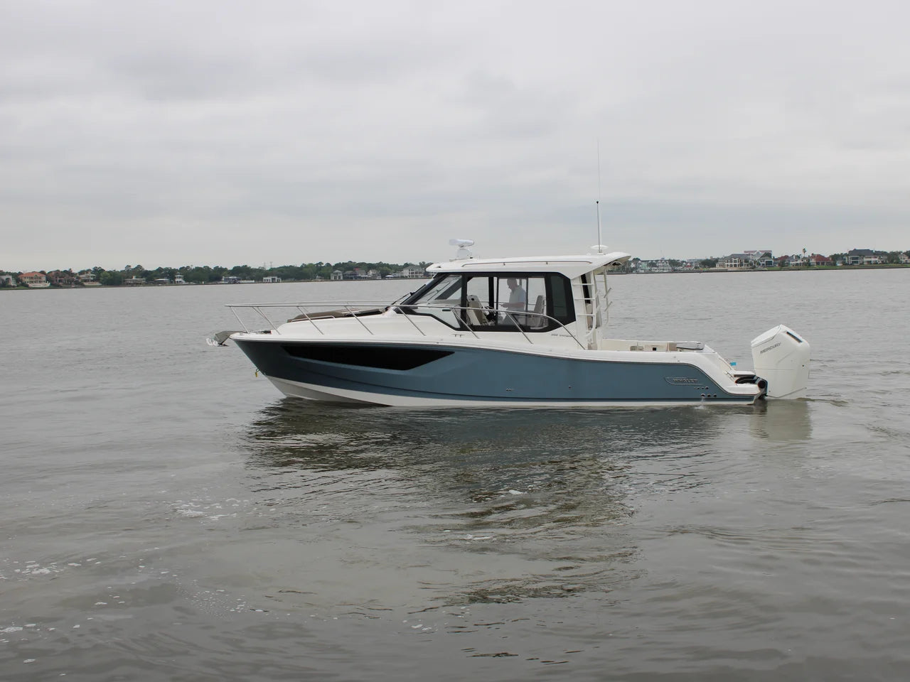 2025 Boston Whaler 365 Conquest 36.0 feet, Clearwater, Florida #1