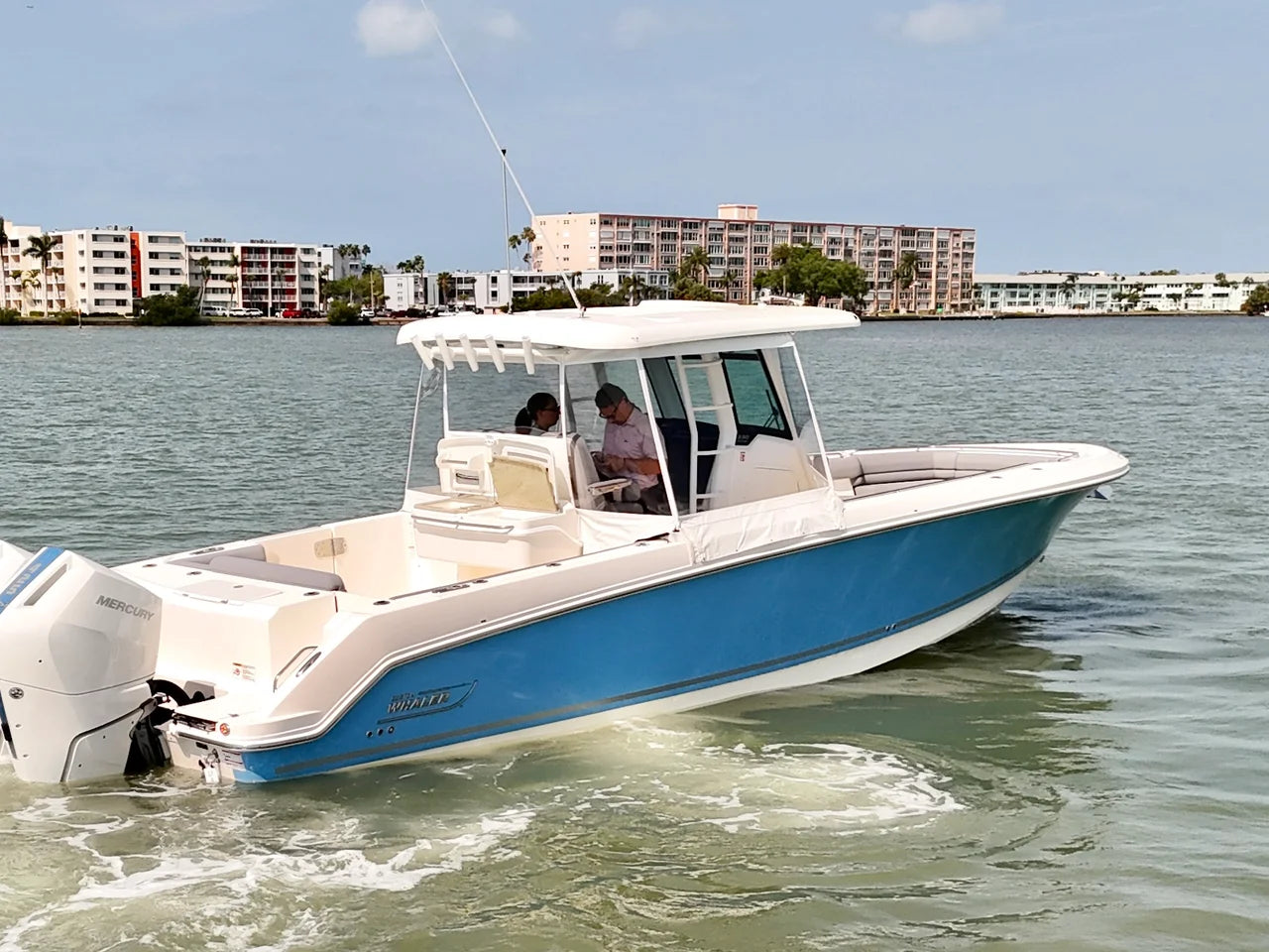 2026 Boston Whaler 330 Outrage 33.0 feet, Clearwater, Florida #7