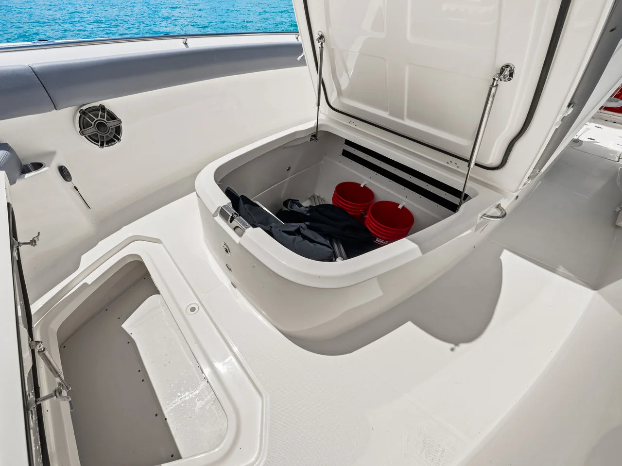 2026 Boston Whaler 330 Outrage 33.0 feet, Clearwater, Florida #77