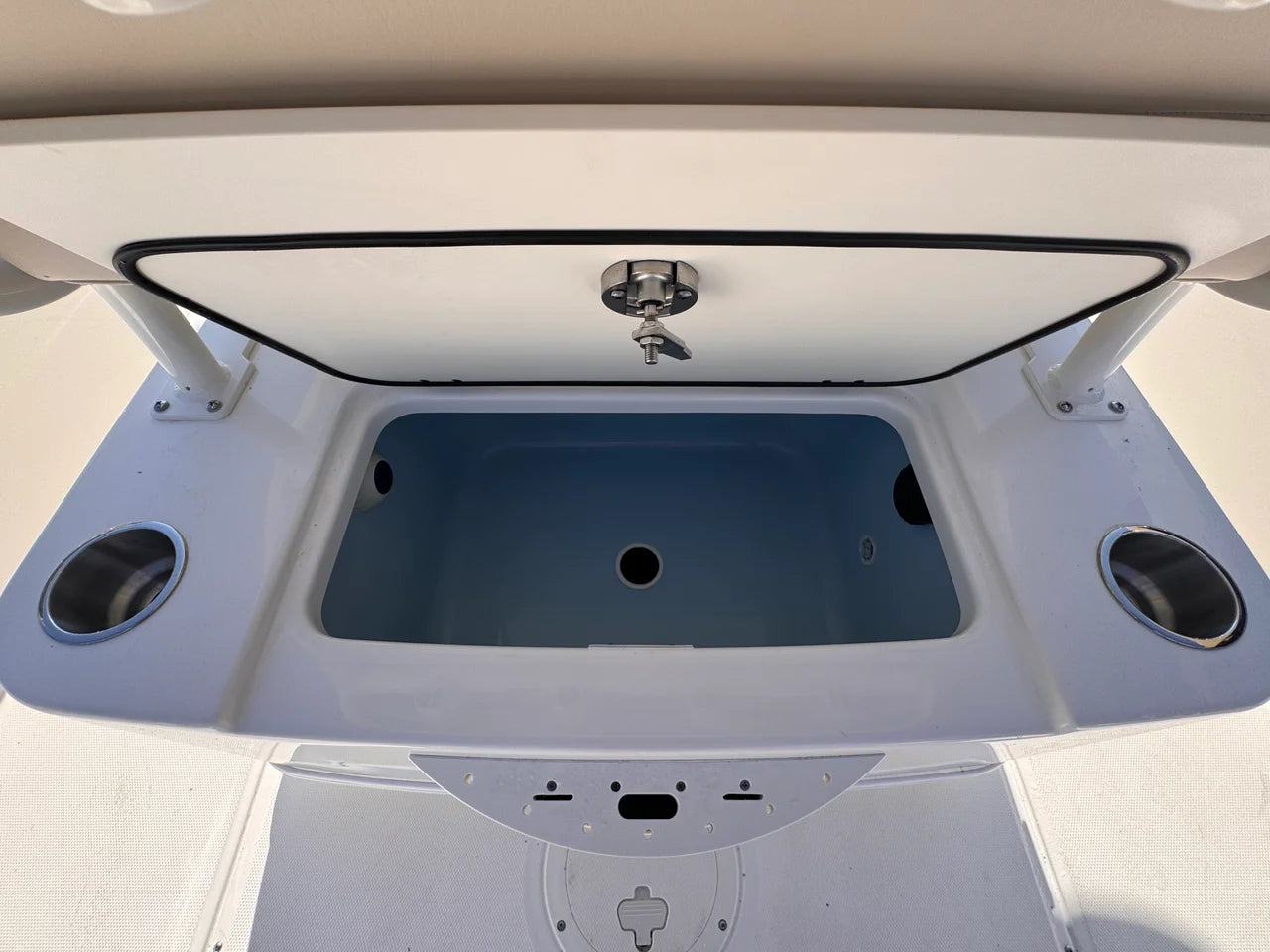 2026 Boston Whaler 210 Montauk 21.0 feet, Clearwater, Florida #12