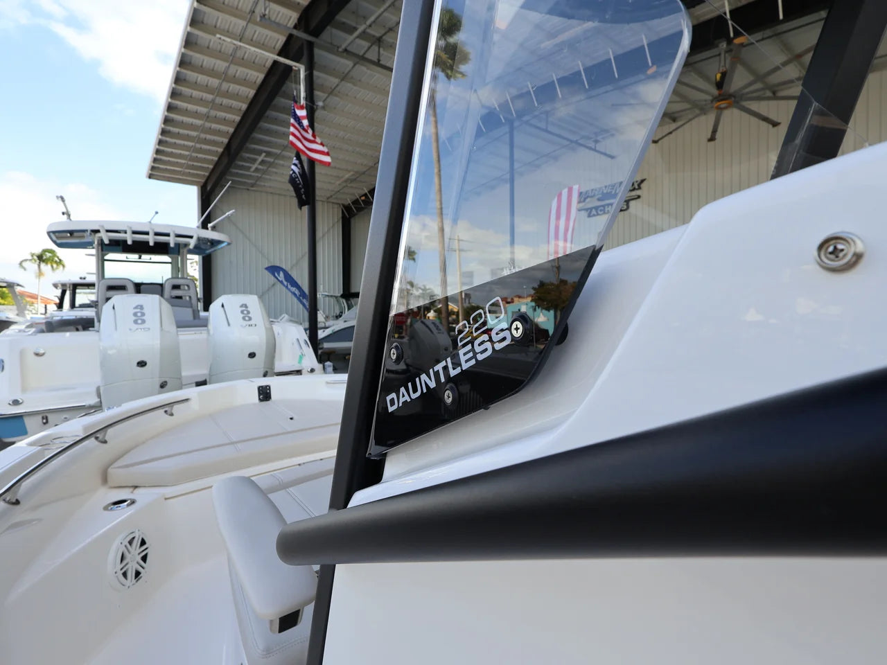 2026 Boston Whaler 220 Dauntless 22.0 feet, Clearwater, Florida #17