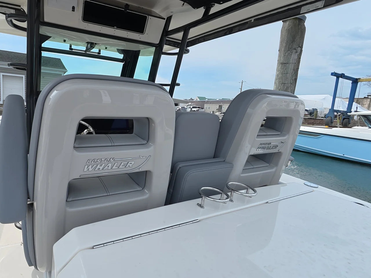 2026 Boston Whaler 330 Outrage 33.0 feet, Clearwater, Florida #14
