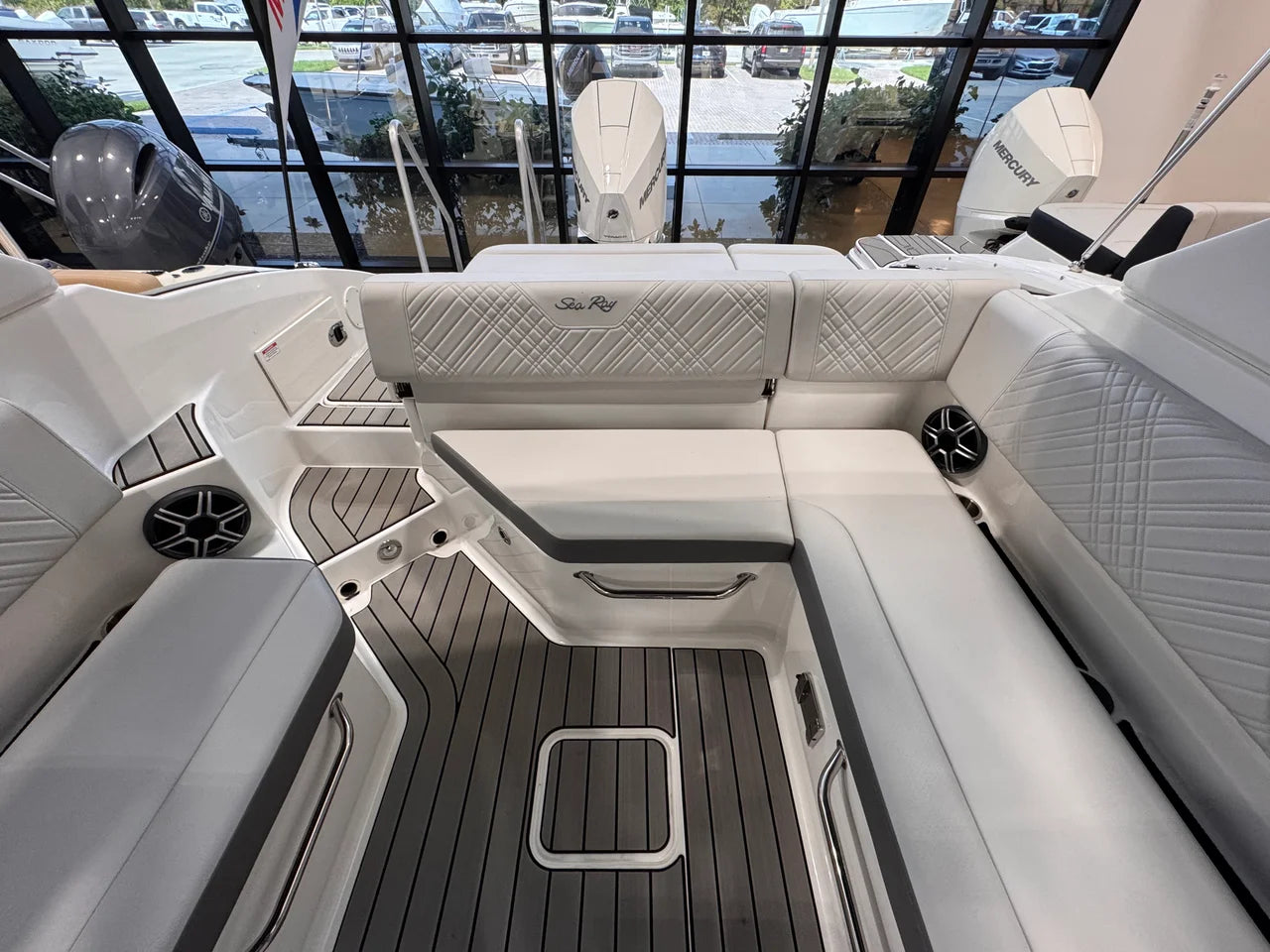 2026 Sea Ray SDX 250 Outboard 25.0 feet, Clearwater, Florida #12