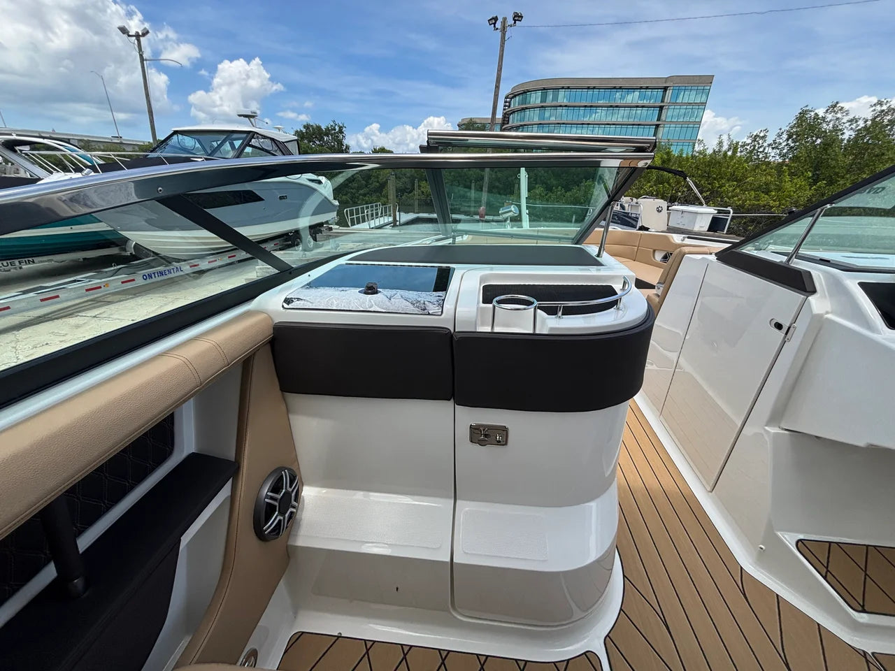 2026 Sea Ray SLX 310 Outboard 31.0 feet, Clearwater, Florida #21