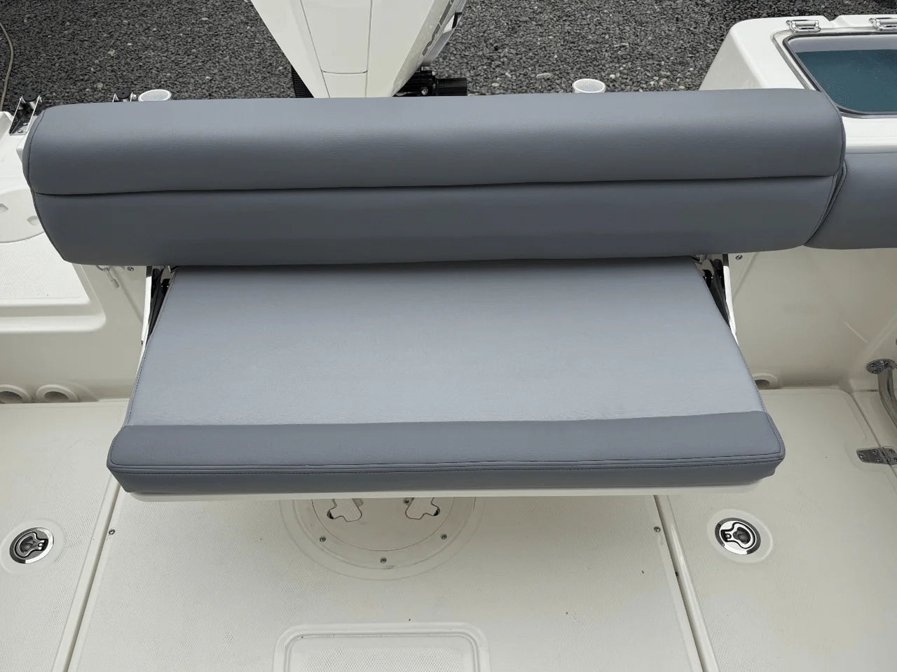 2026 Boston Whaler 230 Outrage 23.0 feet, Clearwater, Florida #11