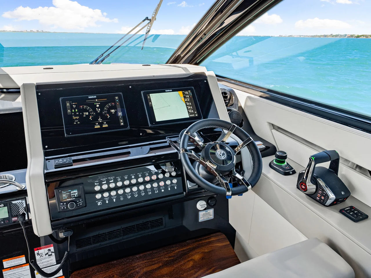 2026 Cruisers Yachts 42 GLS Outboard 42.0 feet, Clearwater, Florida #8