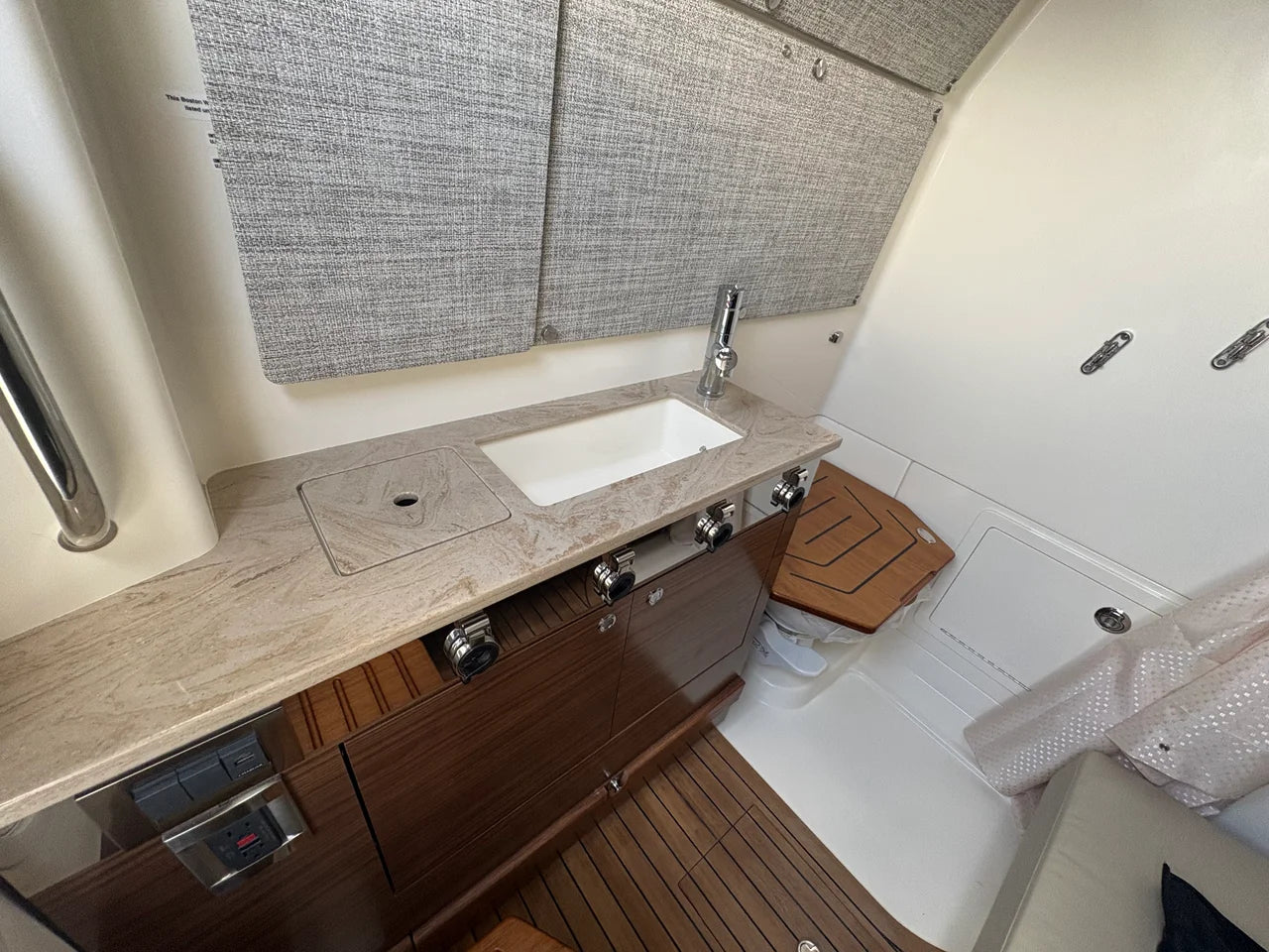 2026 Boston Whaler 360 Outrage 36.0 feet, Clearwater, Florida #43