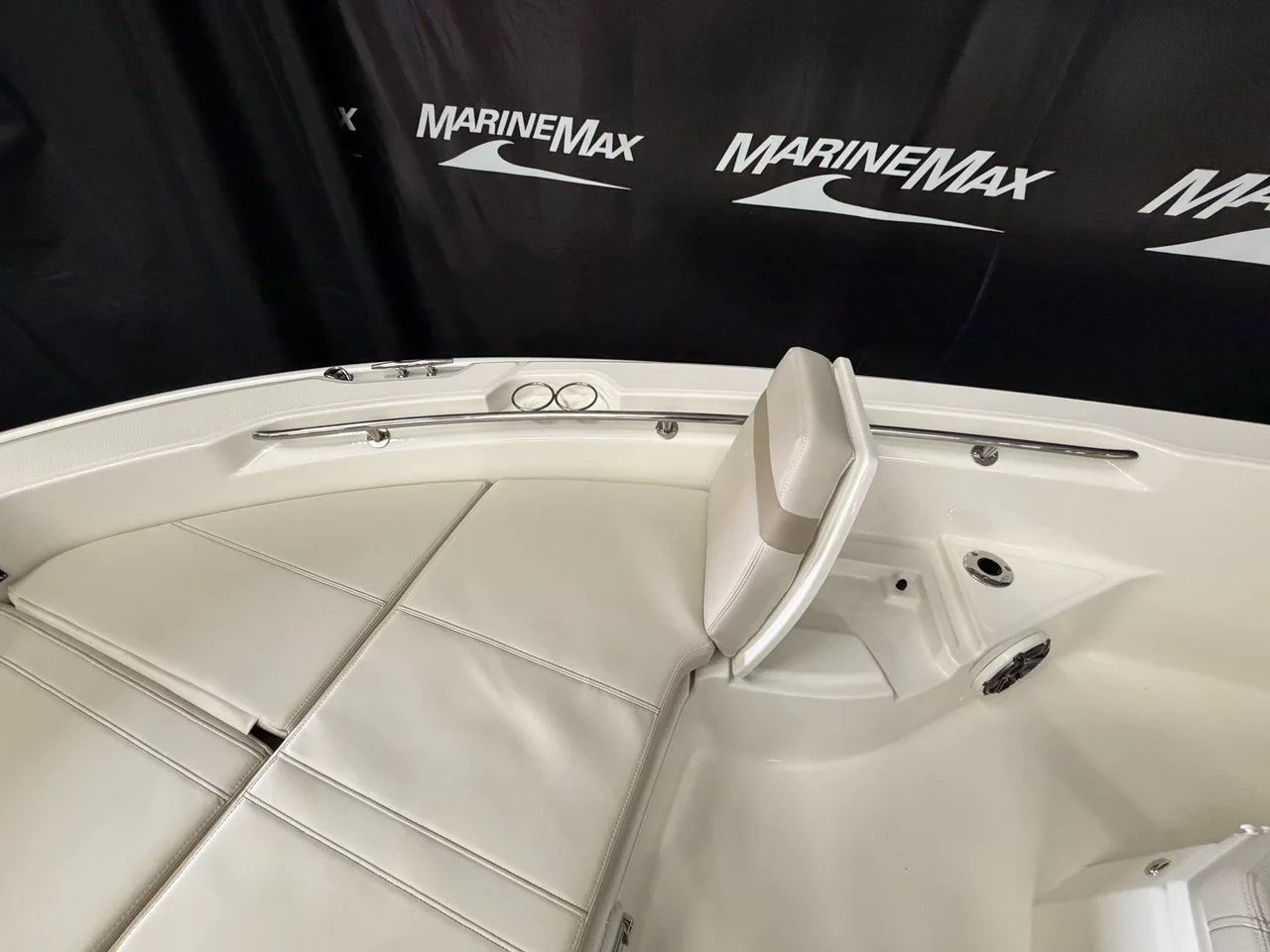 2026 Boston Whaler 250 Dauntless 25.0 feet, Clearwater, Florida #14