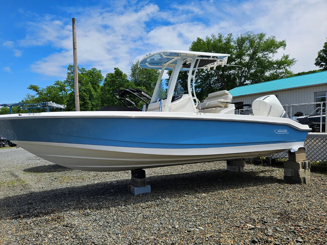 2026 Boston Whaler 250 Dauntless 25.0 feet, Clearwater, Florida #1