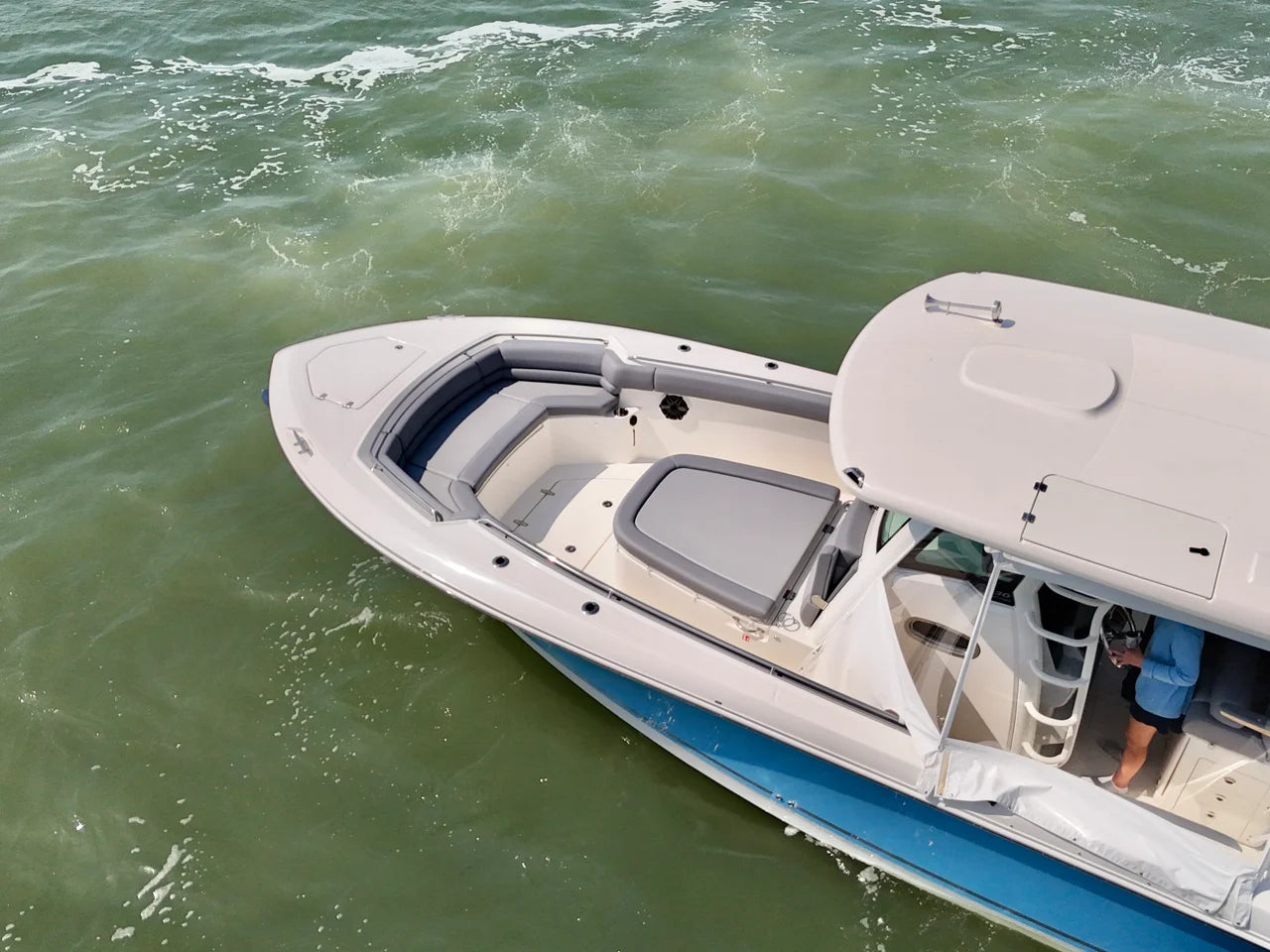 2026 Boston Whaler 330 Outrage 33.0 feet, Clearwater, Florida #13
