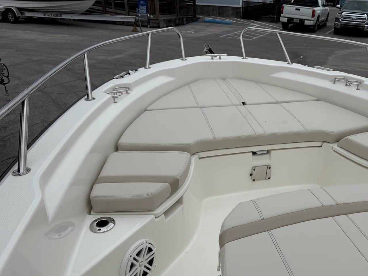 2026 Boston Whaler 250 Dauntless 25.0 feet, Clearwater, Florida #36