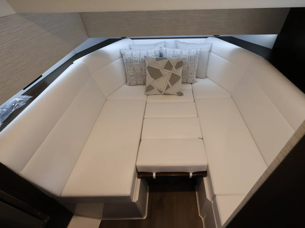 2026 Cruisers Yachts 42 GLS Outboard 42.0 feet, Clearwater, Florida #33