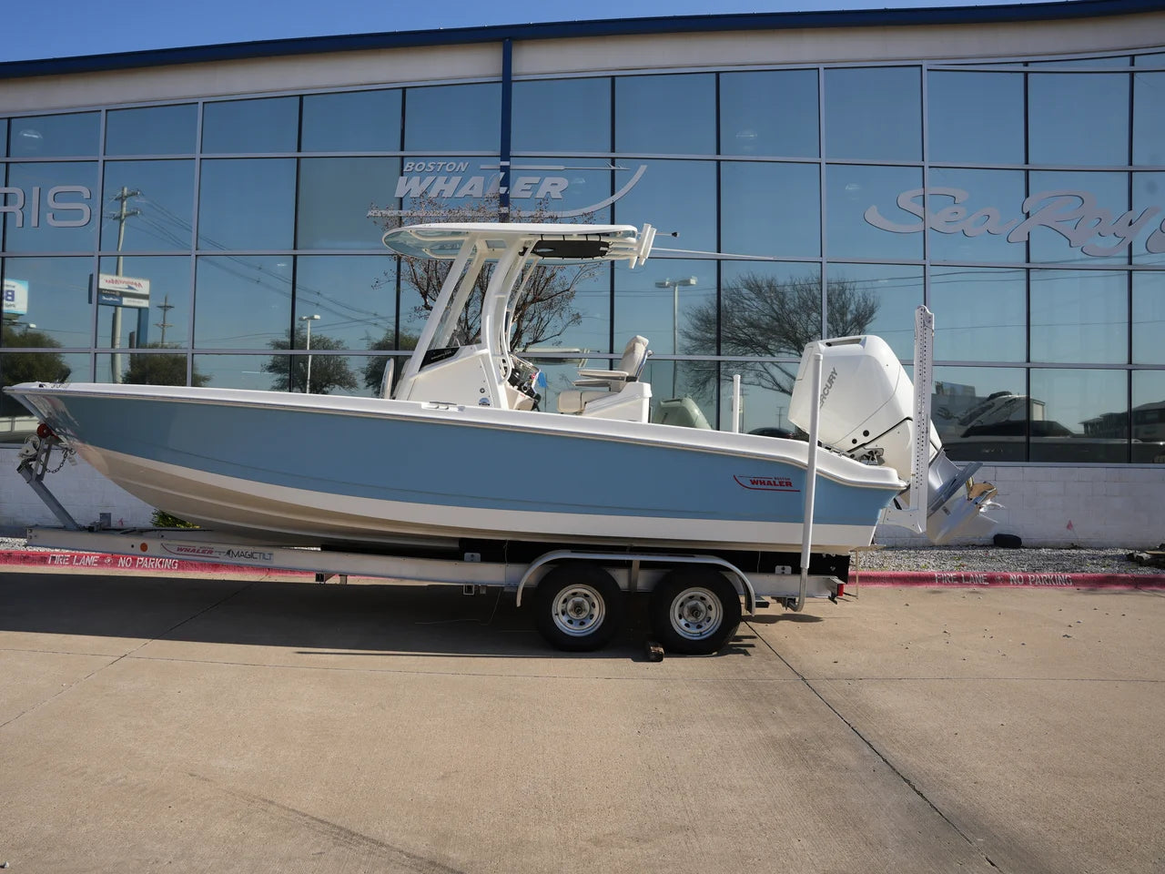 2026 Boston Whaler 250 Dauntless 25.0 feet, Clearwater, Florida #1