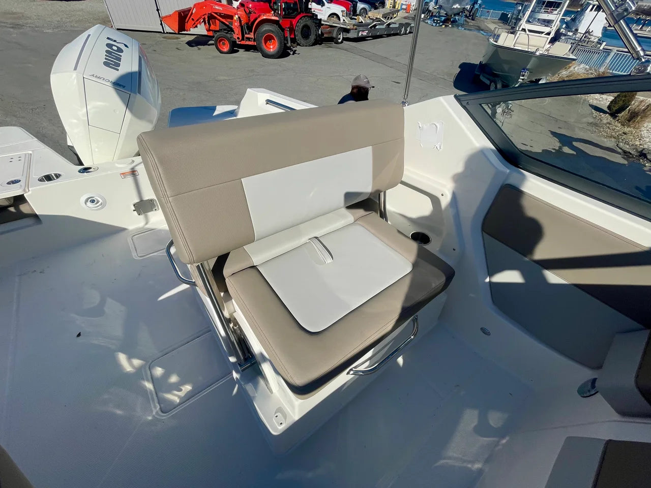 2026 Boston Whaler 210 Vantage 21.0 feet, Clearwater, Florida #8