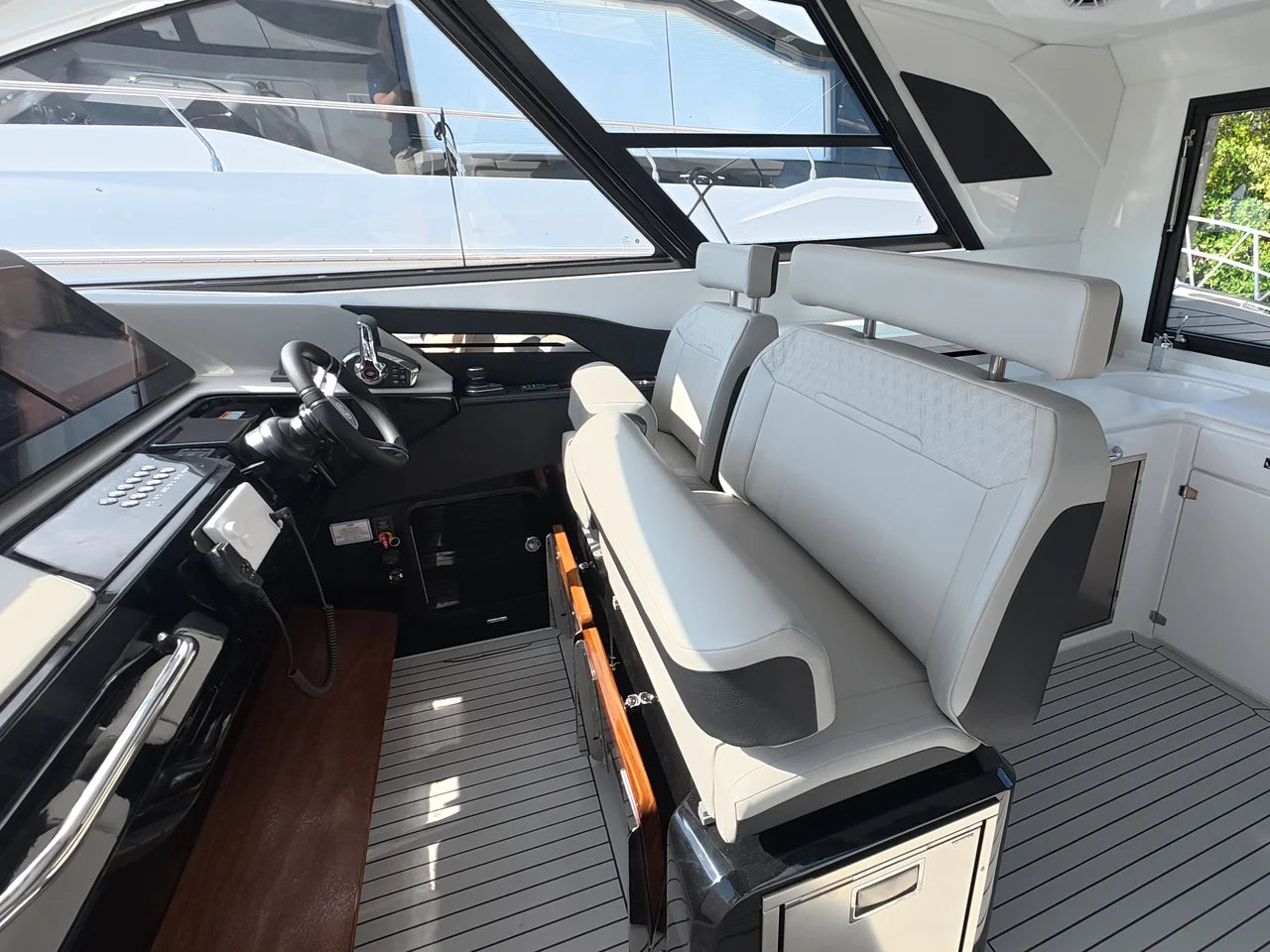 2026 Cruisers Yachts 50GLS OB 50.0 feet, Clearwater, Florida #36
