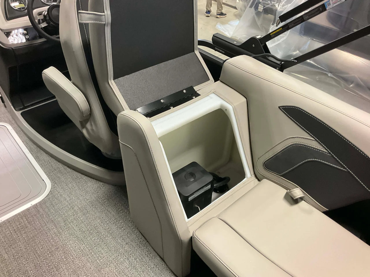 2026 Barletta Cabrio 22 QC 22.0 feet, Clearwater, Florida #40