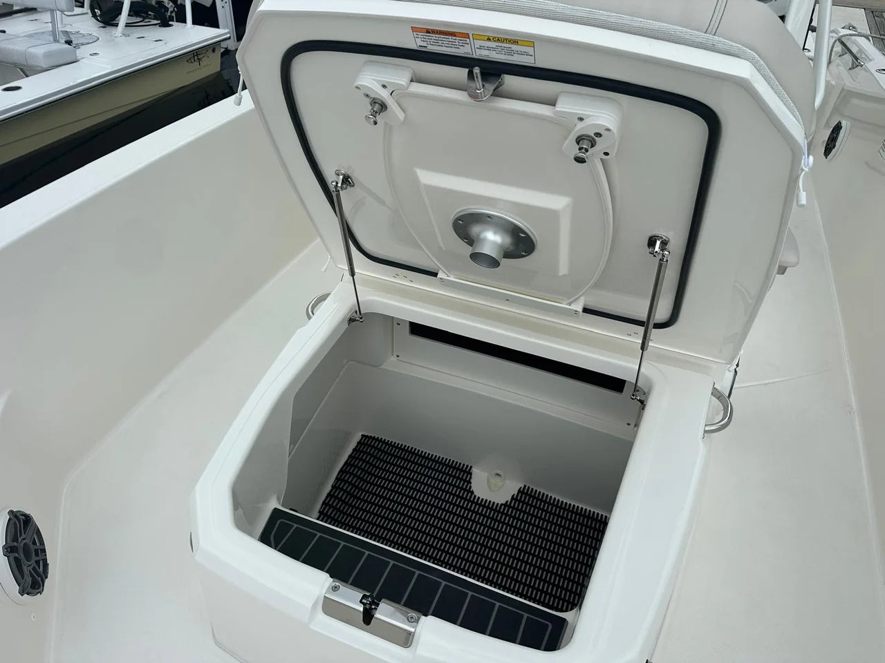 2026 Boston Whaler 250 Dauntless 25.0 feet, Clearwater, Florida #16