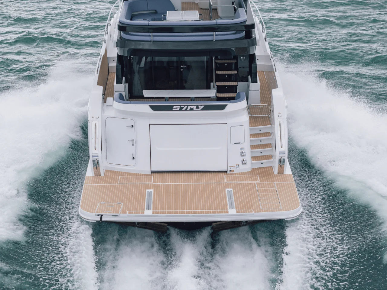 2026 Cruisers Yachts 57 FLY 57.0 feet, Clearwater, Florida #8