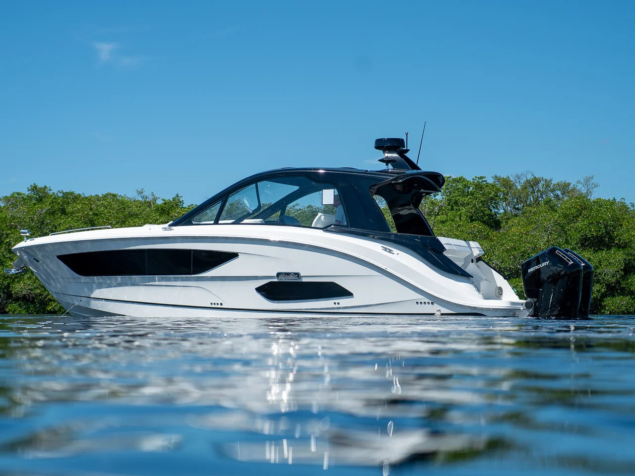 2026 Sea Ray Sundancer 370 Outboard 37.0 feet, Clearwater, Florida #34