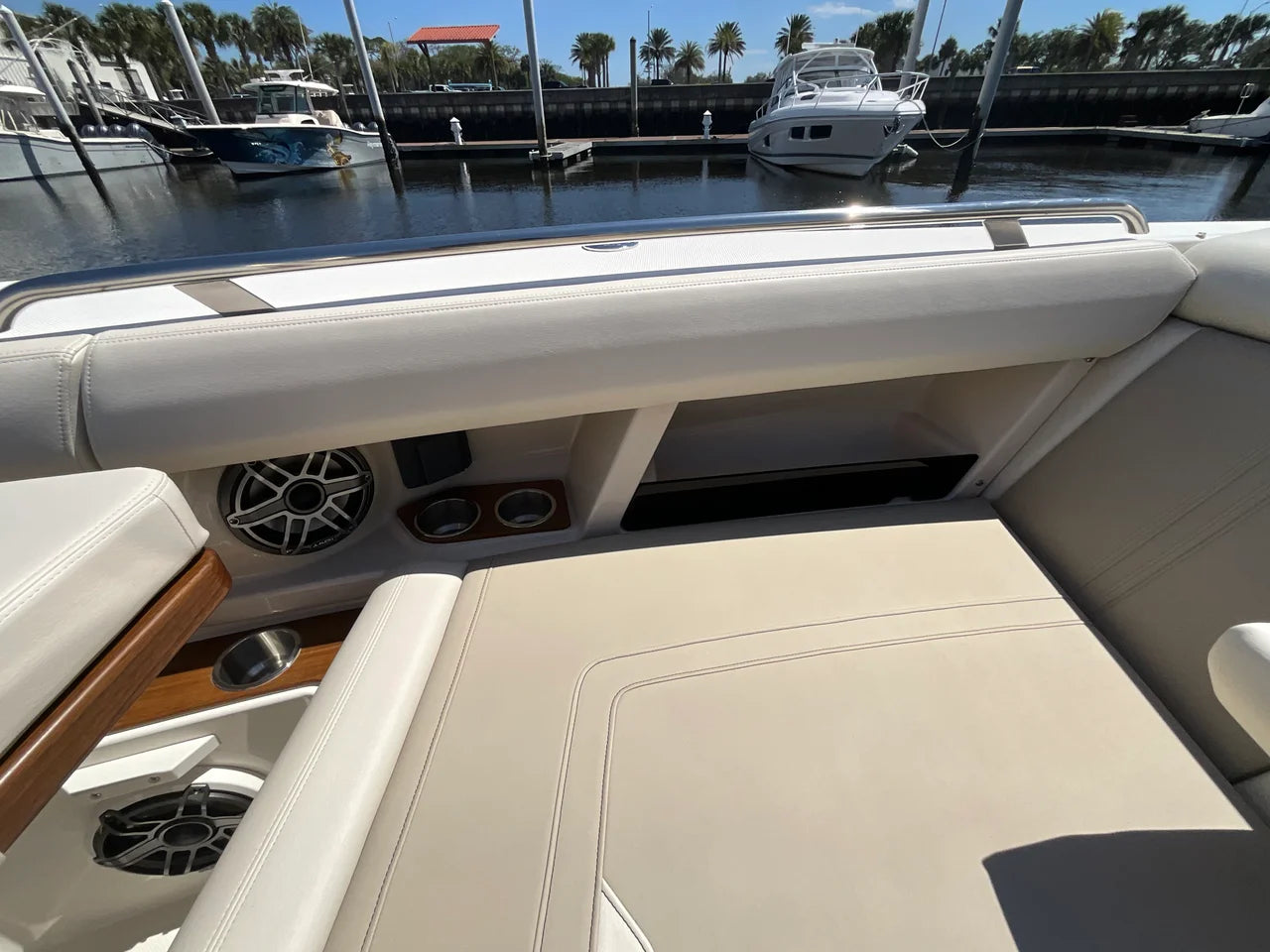 2026 Boston Whaler 350 Realm 35.0 feet, Clearwater, Florida #25